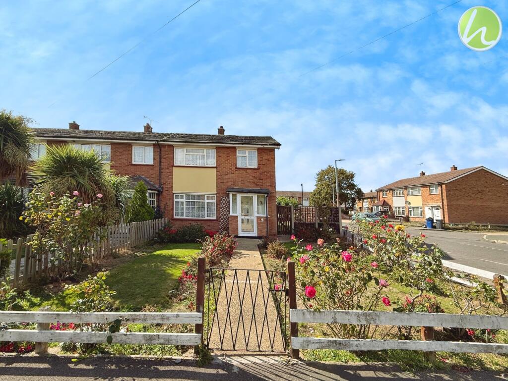 Main image of property: Nicolas Walk, Grays, RM16