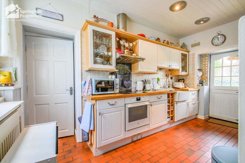 House in Bolton, Greater Manchester - View 5