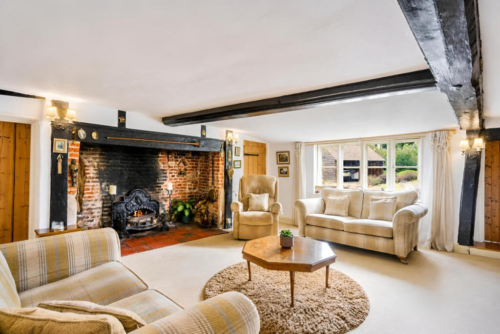 Pottersheath Road, Welwyn, AL6 photo 4