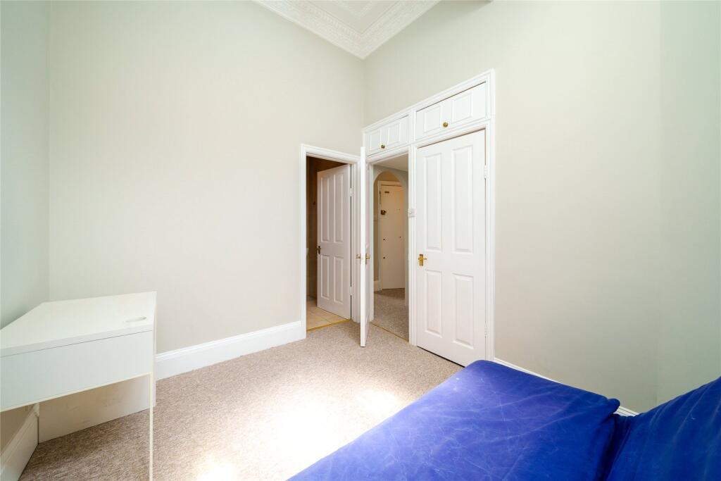 Apartment in London, City of Westminster - More