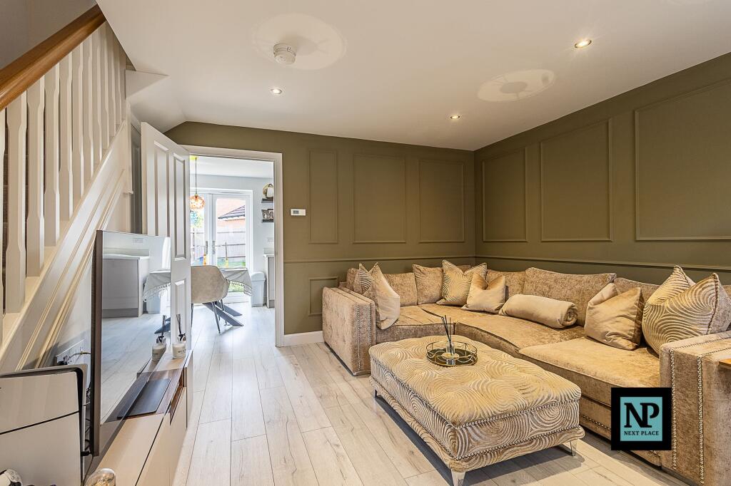 House in Tamworth, Staffordshire - View 2