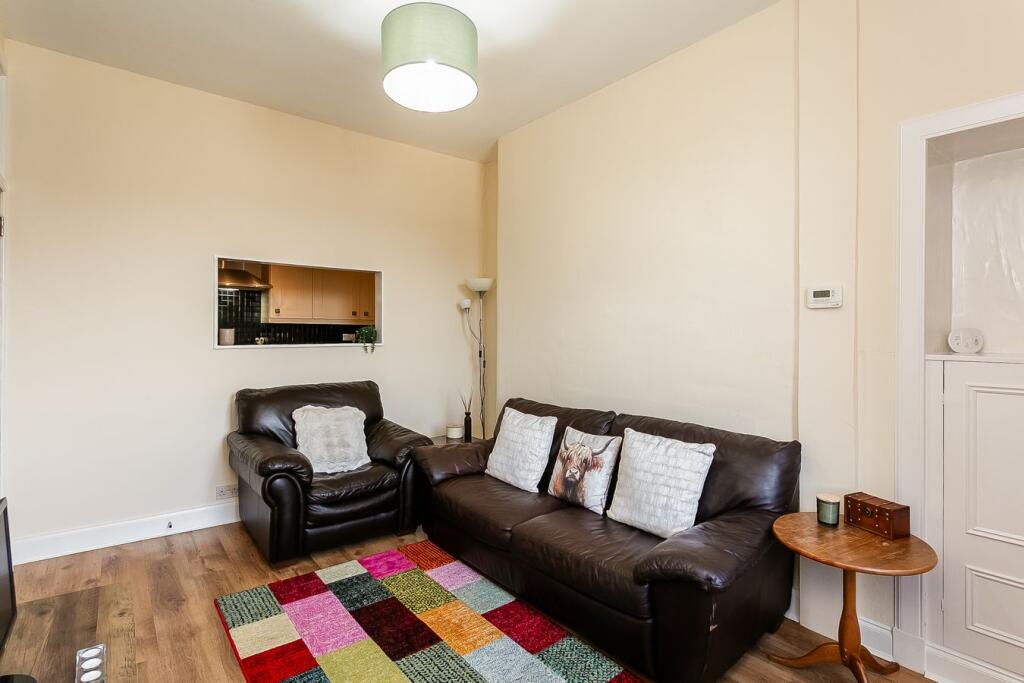 Apartment in Edinburgh, Hillside, Leith Central - View 3