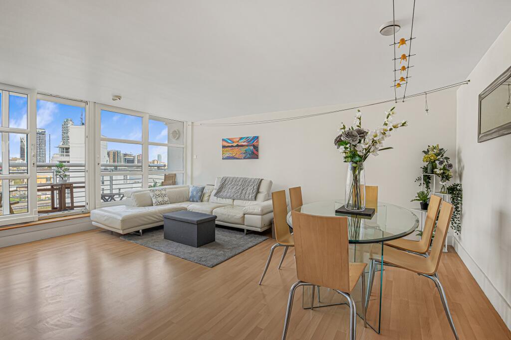 Main image of property: Pier Head Lock, Manchester Road, Tower Hamlets, London
