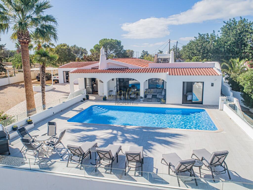 Main image of property: Algarve, Almancil