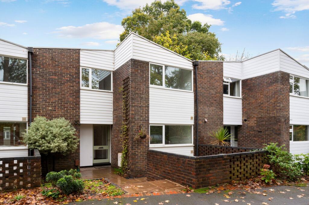 Main image of property: The Links, Walton-On-Thames, KT12