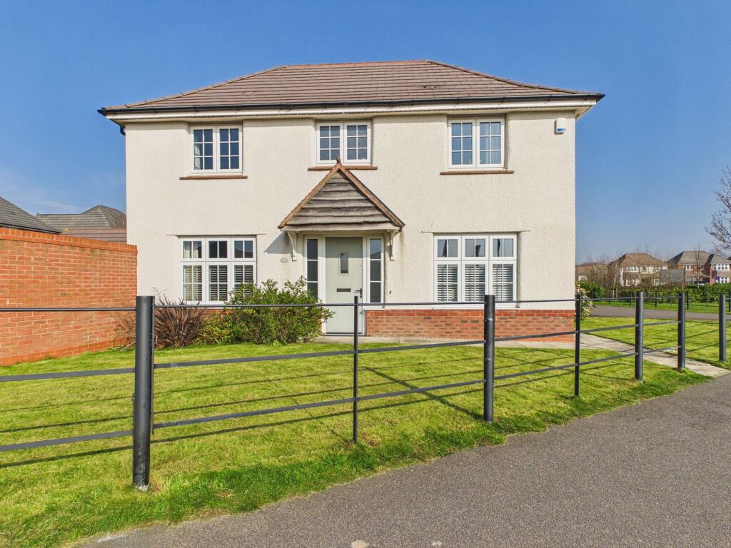 3-bed detached on Chancel Way, Burscough, L40, £320,000