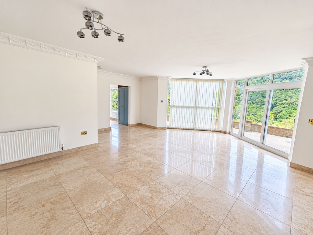 House in Swansea, Cymer and Glyncorrwg - View 5