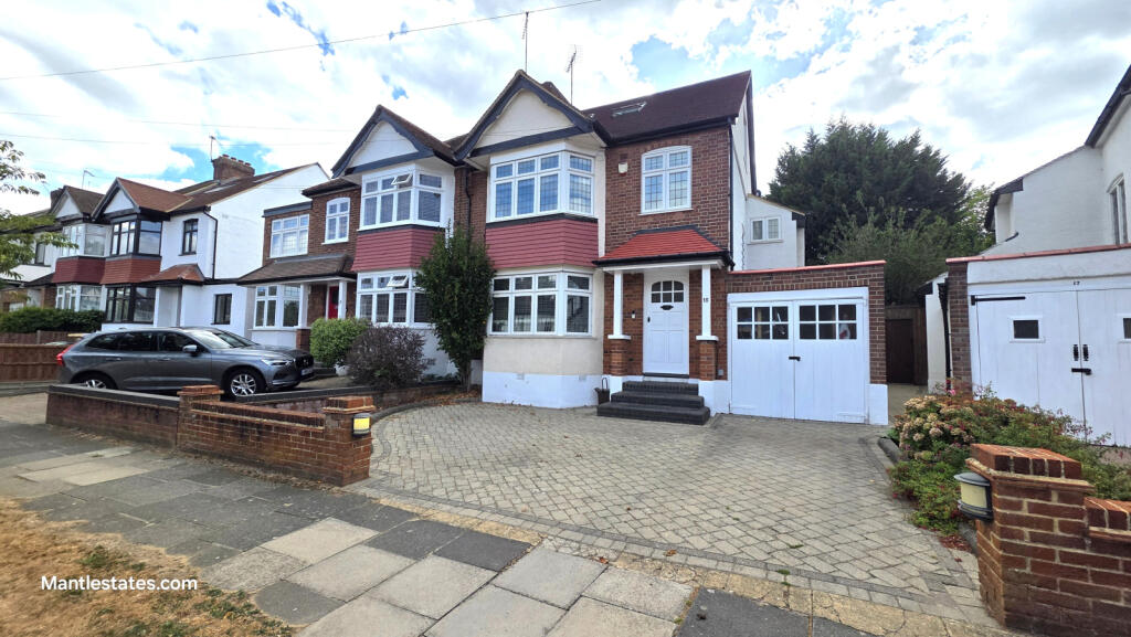 Main image of property: Gresham Avenue, Whetstone, LONDON N20