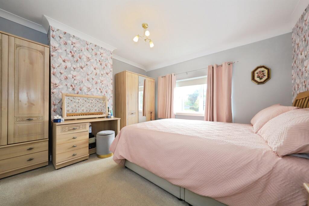 House in Dudley - View 4