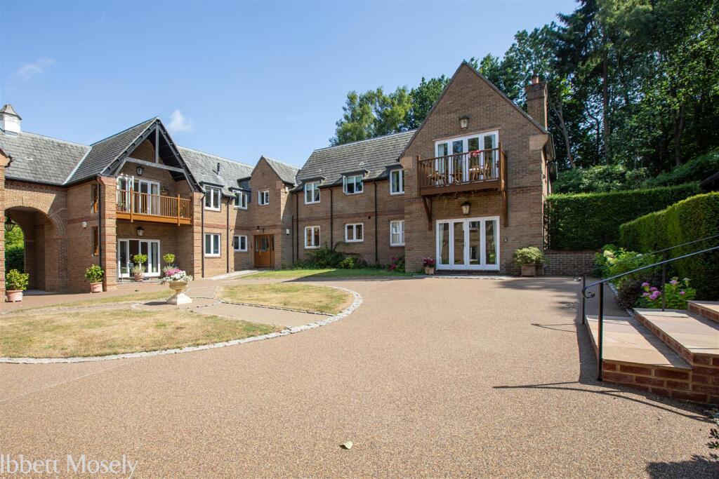 Main image of property: High Street, Brasted