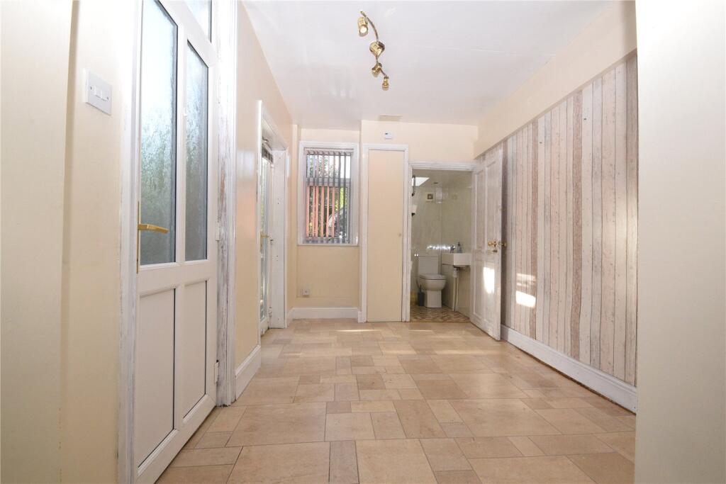 House in Leeds - View 5
