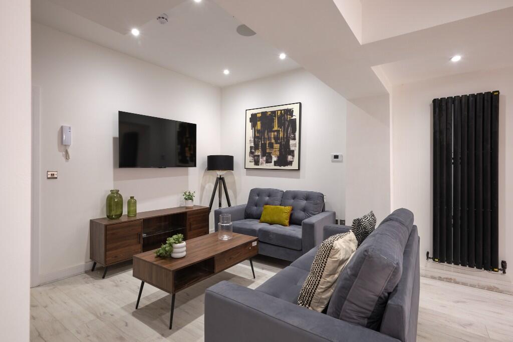 Main image of property: Flat A, 72 Mansel Street, Swansea, Wales, SA1