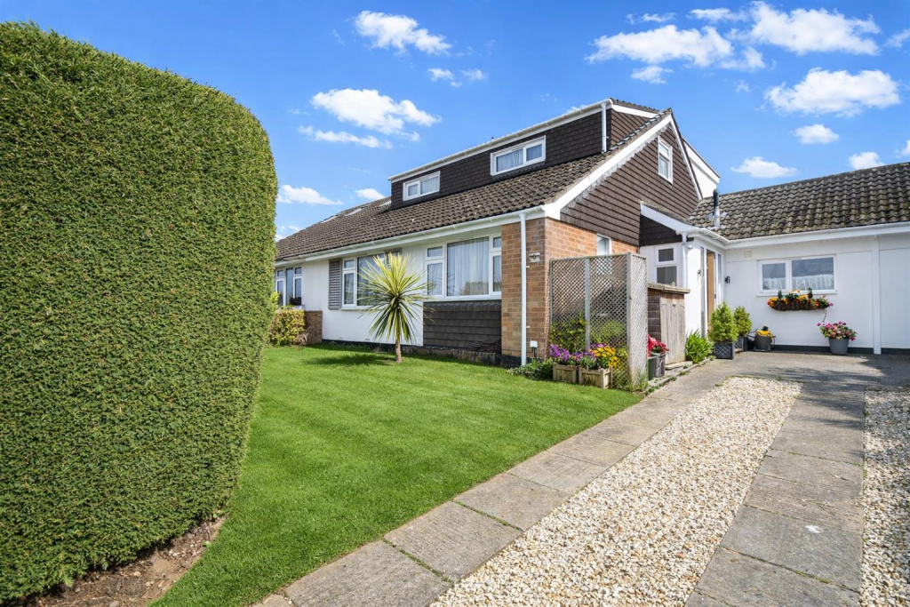 Main image of property: Versatile and delightful dormer bungalow, Birch Avenue, Clevedon