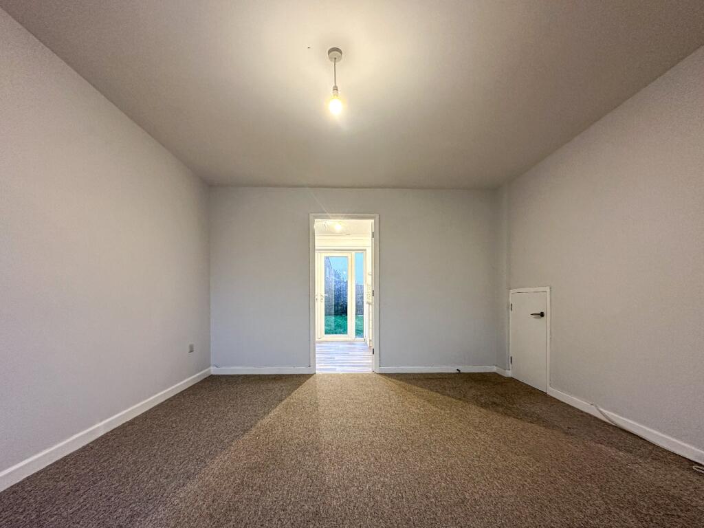 House in Bridgwater, East Bower, Somerset - View 4