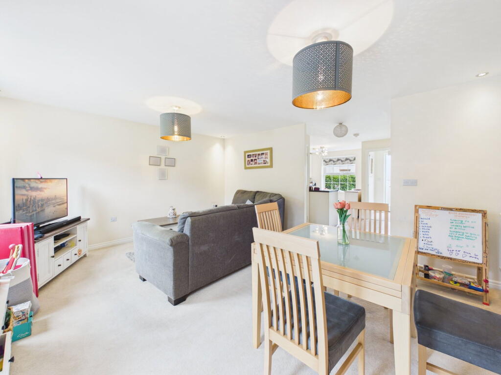 House in Swindon - View 2