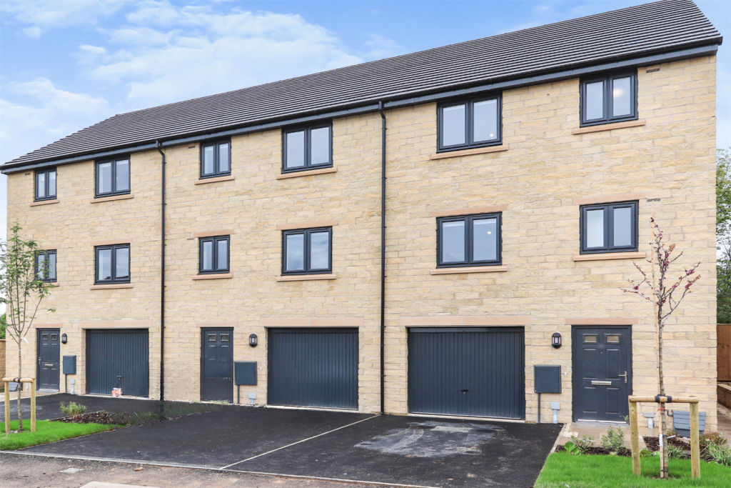 Main image of property: Limestone Avenue, S45