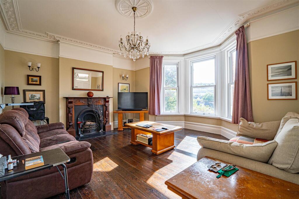 House in Hastings, Belmont - View 2