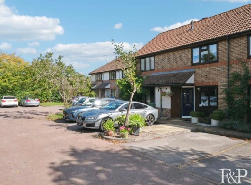 Main image of property: All Saints Rise, Warfield