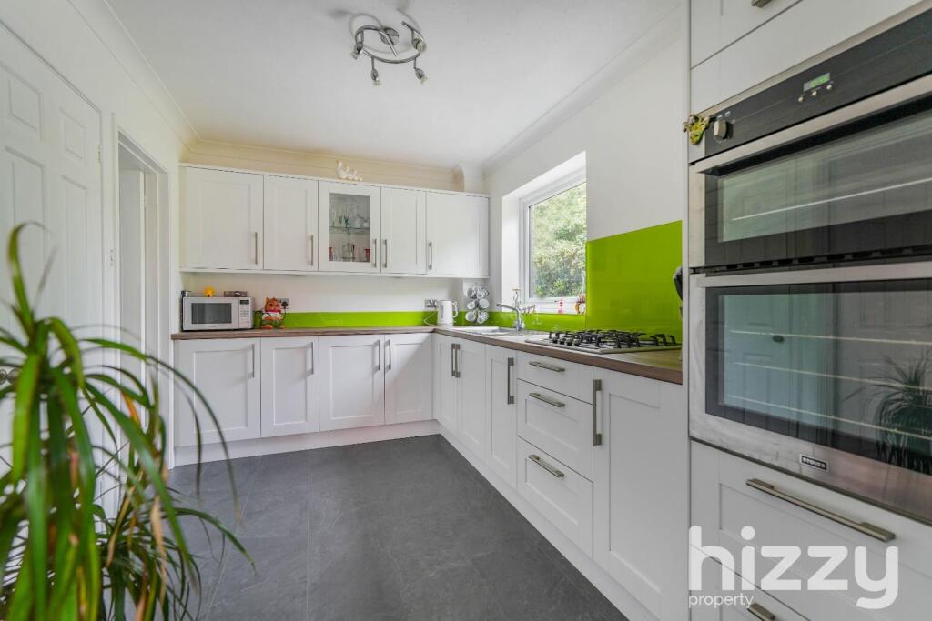 House in Ipswich - View 4