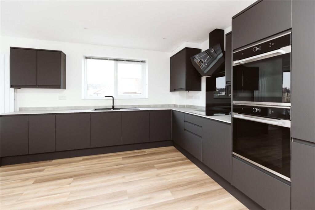 5 bedroom apartment for rent