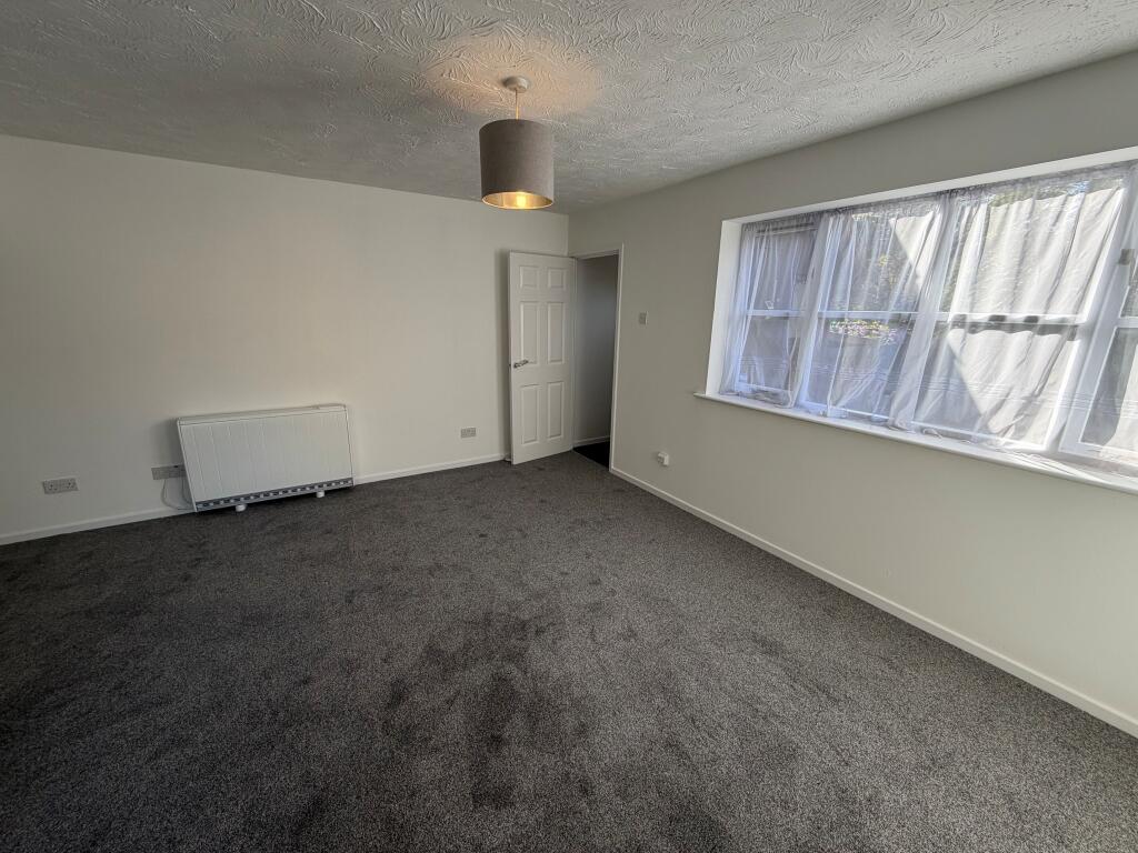 House in Milton Keynes - View 4