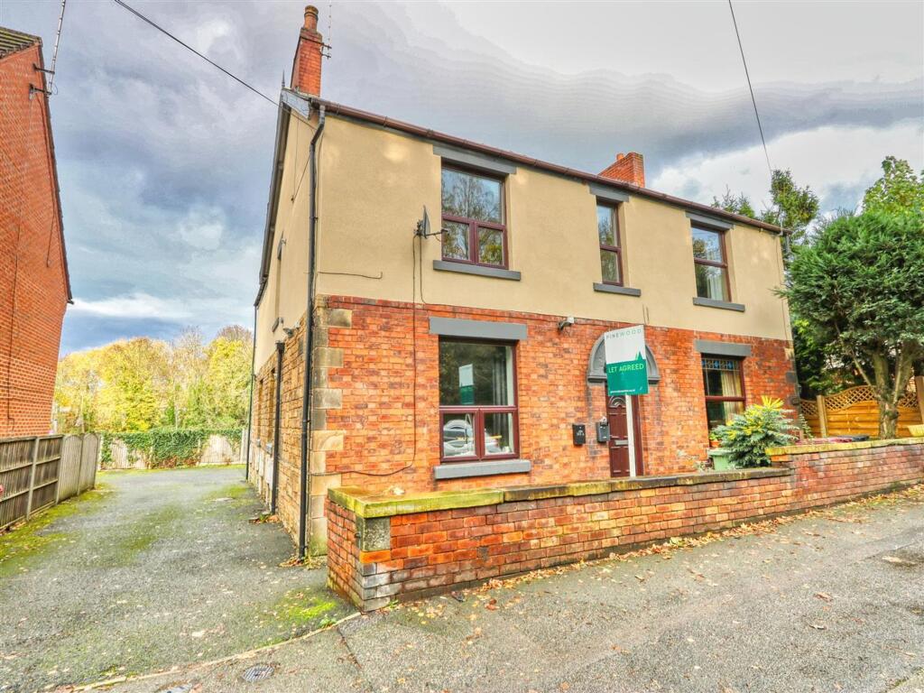 Main image of property: Chesterfield Road, Dronfield, S18