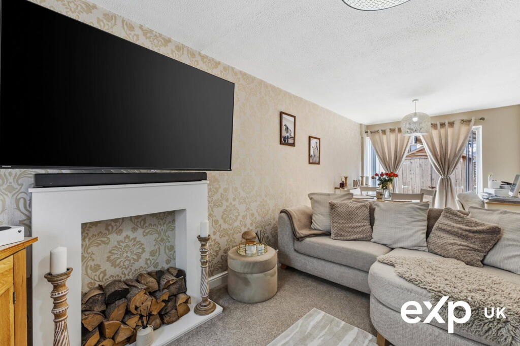 Harpole Walk, Arnold, Nottingham, NG5 8LJ - More