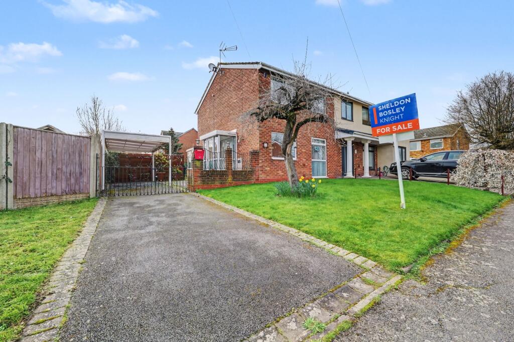 Main image of property: Radley Drive, Nuneaton, CV10