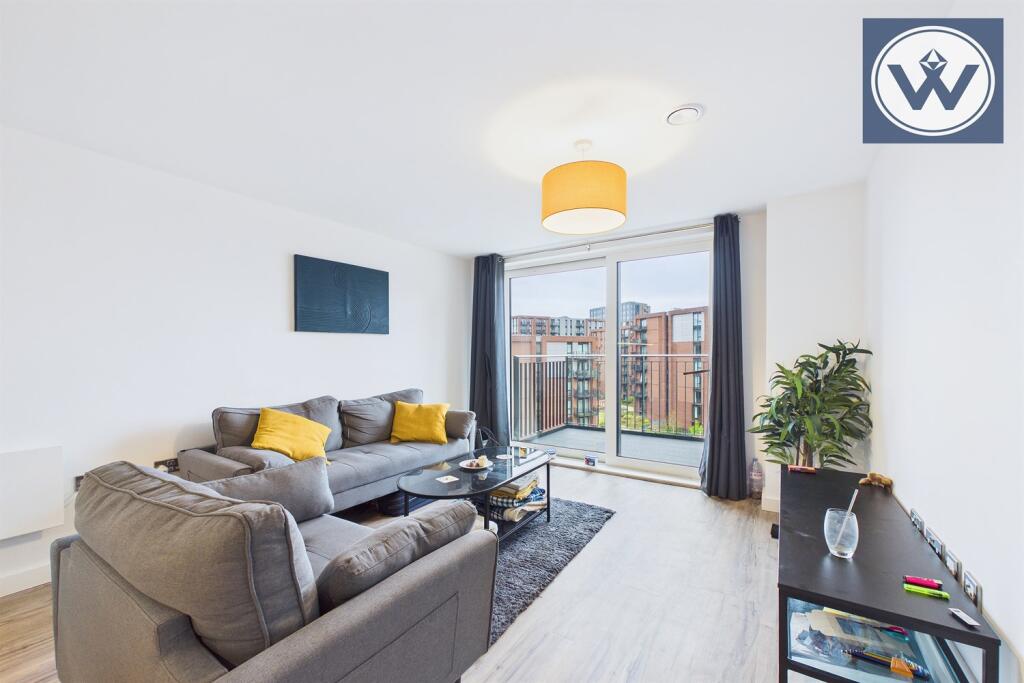 Main image of property: Block B Railings, Middlewood Locks, M5