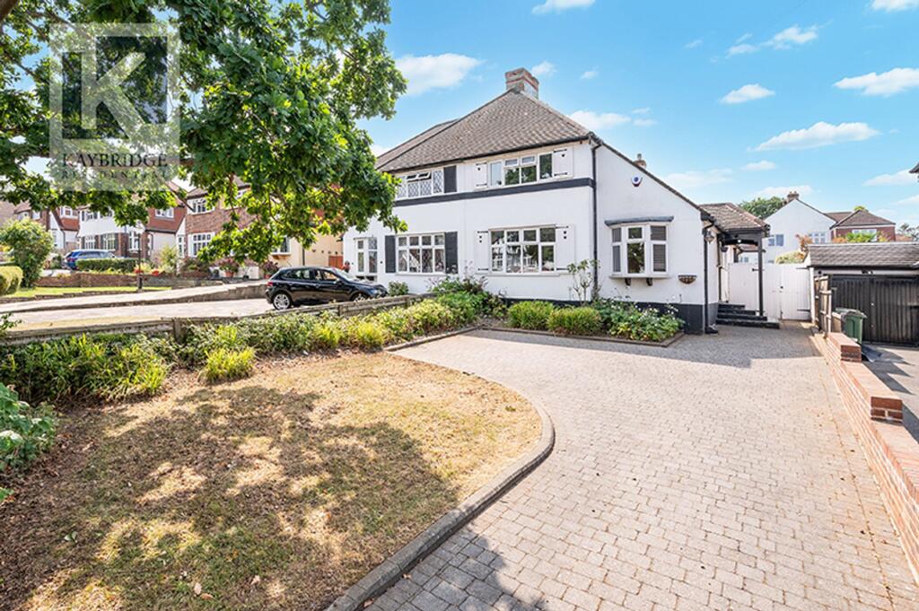 3-bed semi-detached on Oaks Avenue, Worcester Park, KT4, £675,000