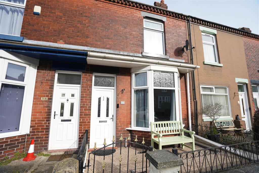 Main image of property: Mary St East, Horwich, Bolton