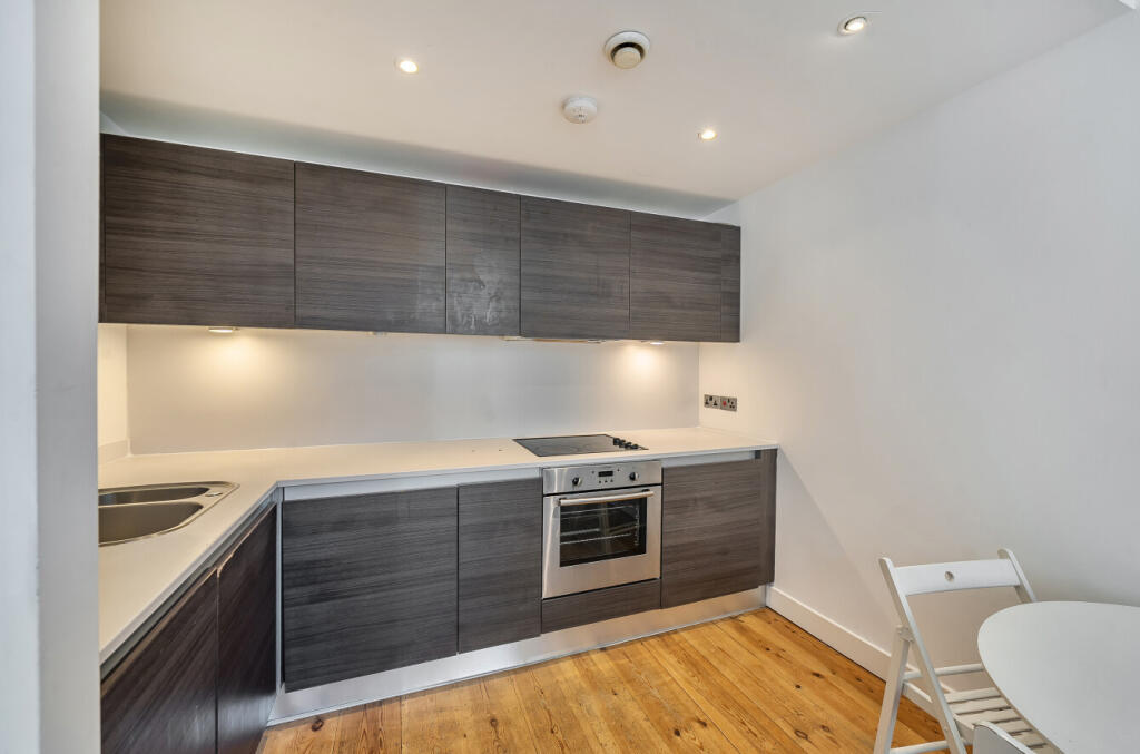 Additional image 2 of Delaunay House, 8 Burnett Street, Bradford, West Yorkshire, BD1