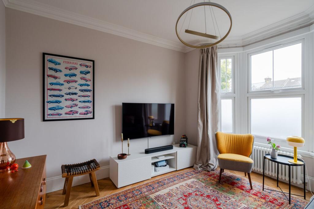 Apartment in London - View 4