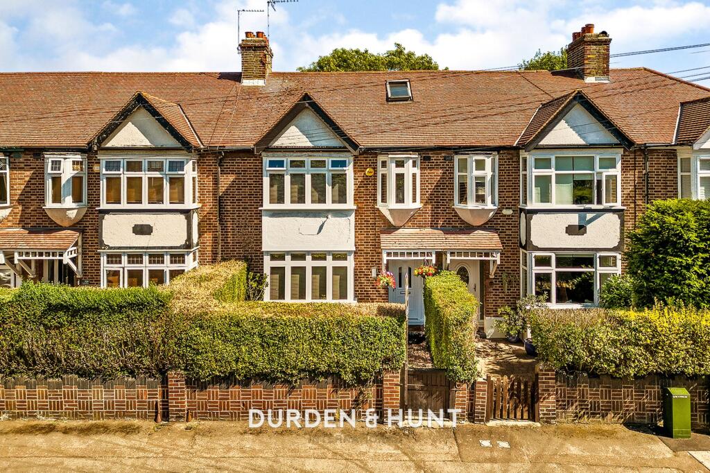 Main image of property: Chigwell Road, Woodford Green, IG8