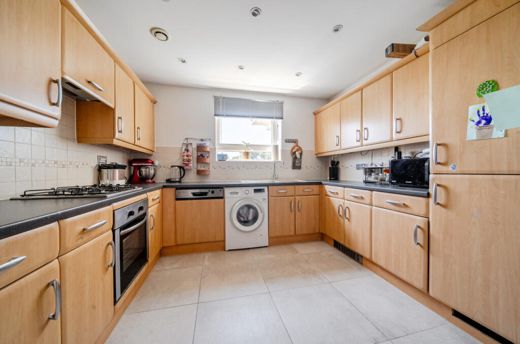 Sparkes Close, Bromley, BR2 photo 4