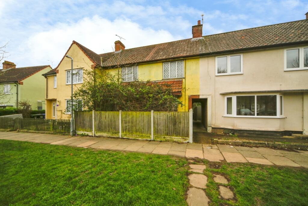 Main image of property: Shenstone Drive, Ipswich, Suffolk, IP1