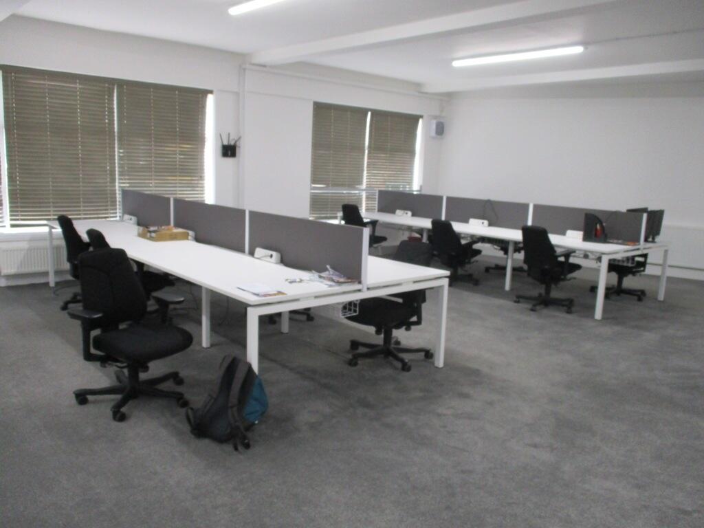 Photo 6
