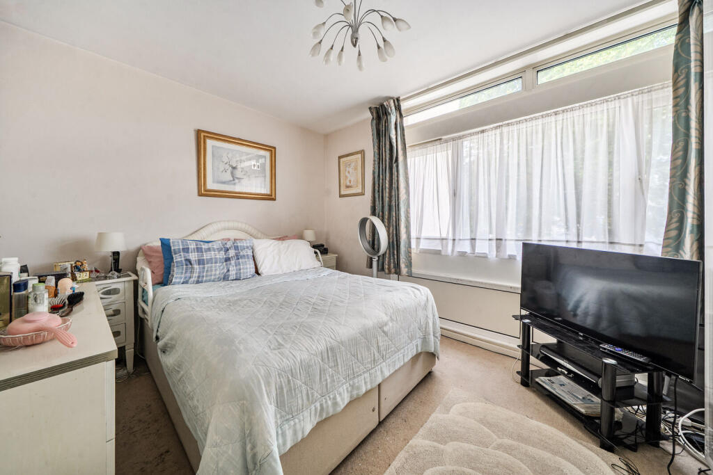 House in London - View 5
