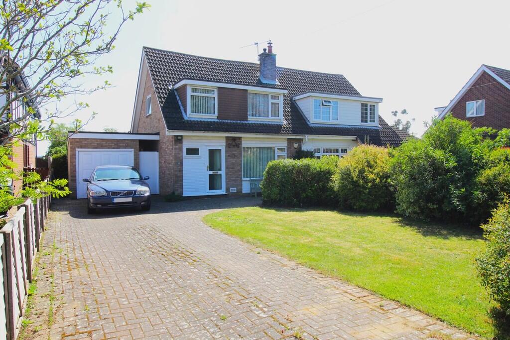 Main image of property: St. Johns Road, Moggerhanger