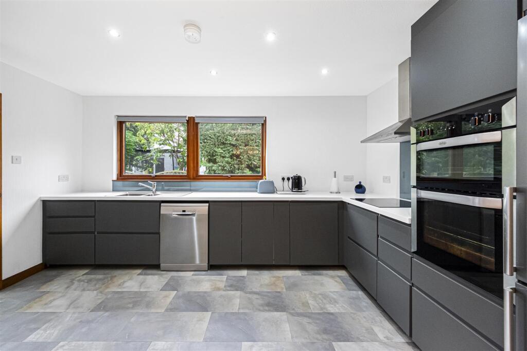 House in Ceres, Bridgend, Fife - View 4