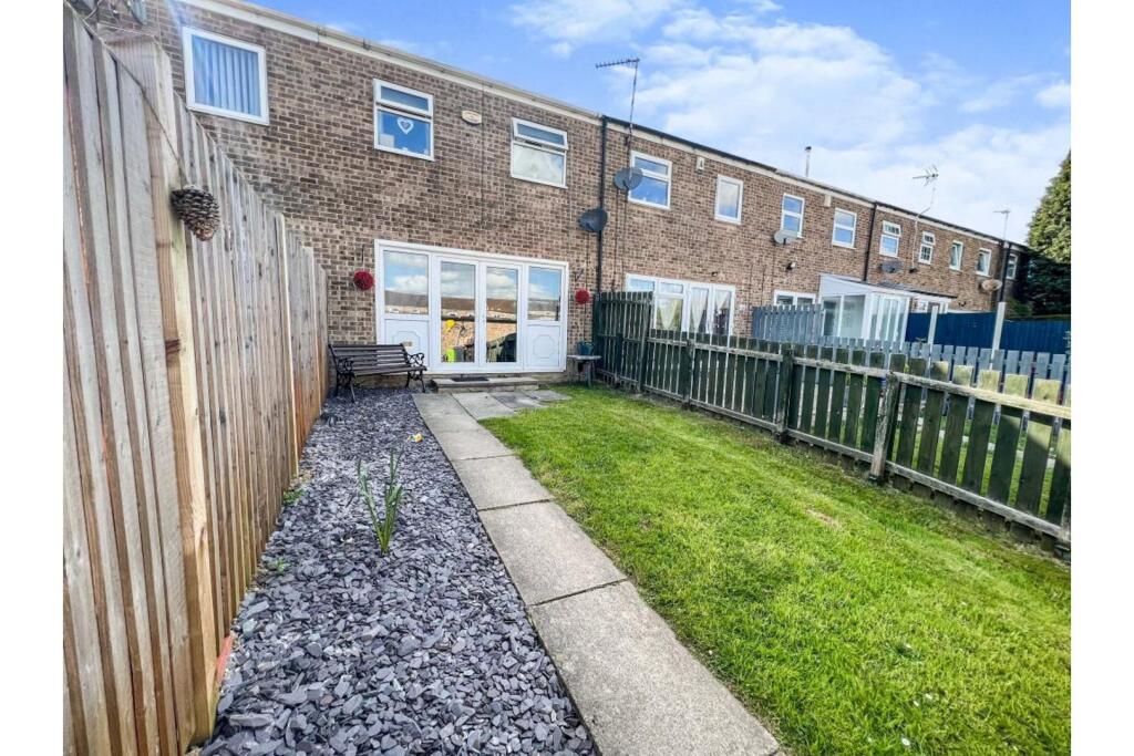 Main image of property: White Laithe Close, Leeds, LS14