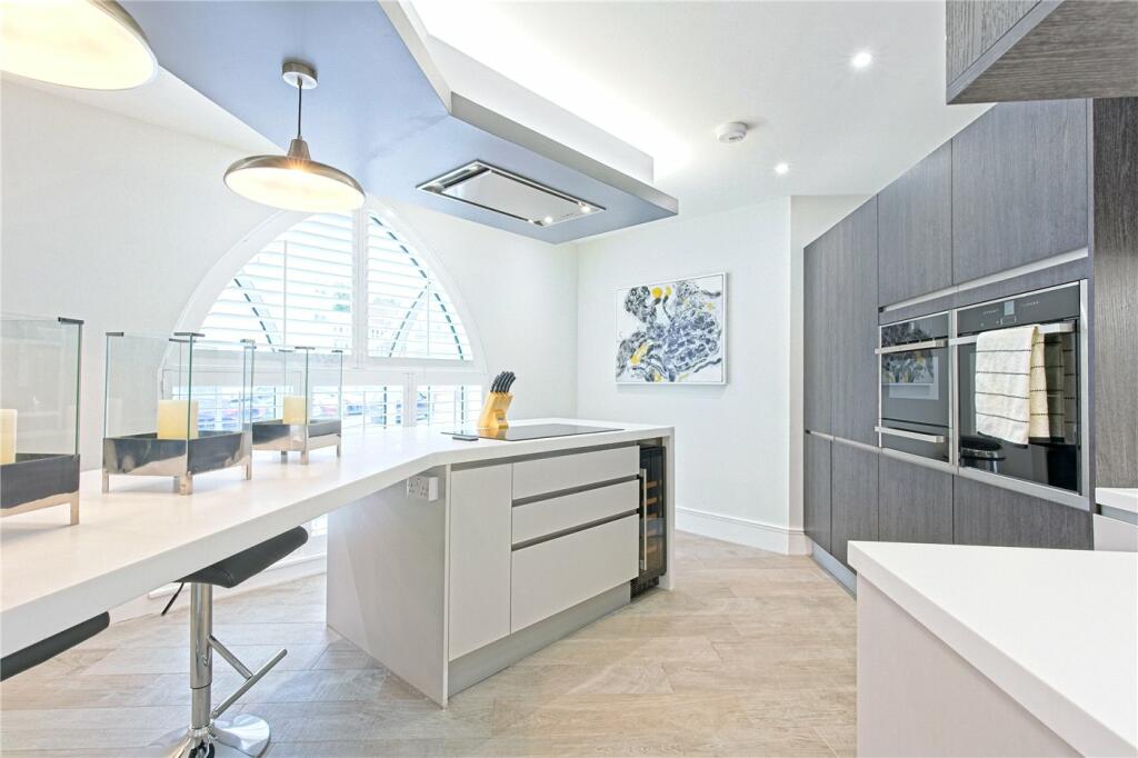 Main image of property: William Street, Leamington Spa, Warwickshire, CV32