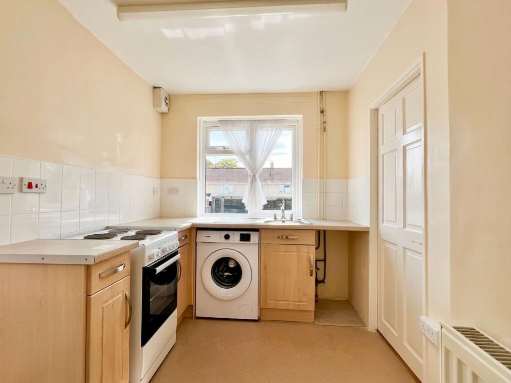 House in Taunton, Priorswood - More