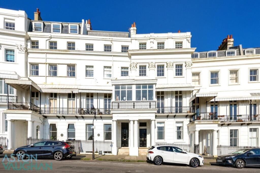 Lewes Crescent, Brighton photo 4