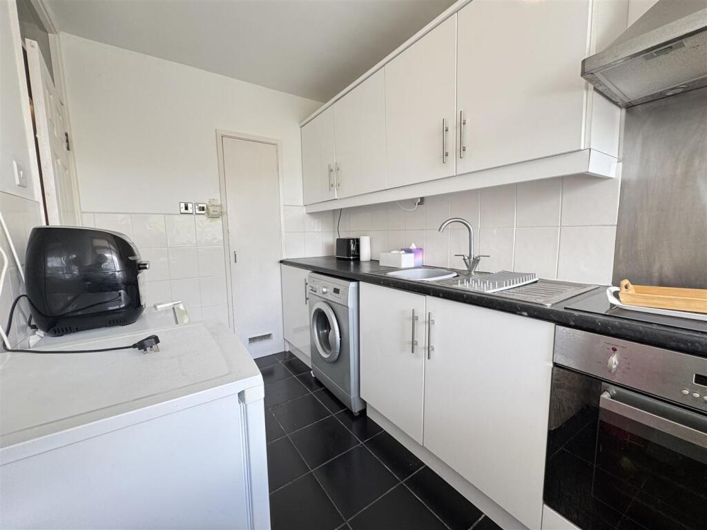 Additional image 8 of Endwood Court, Handsworth Wood, Birmingham