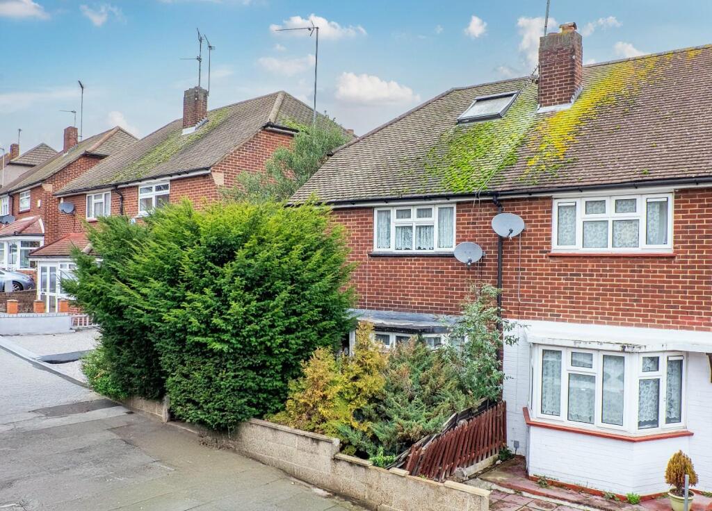 Main image of property: Pennine Way, Barnehurst