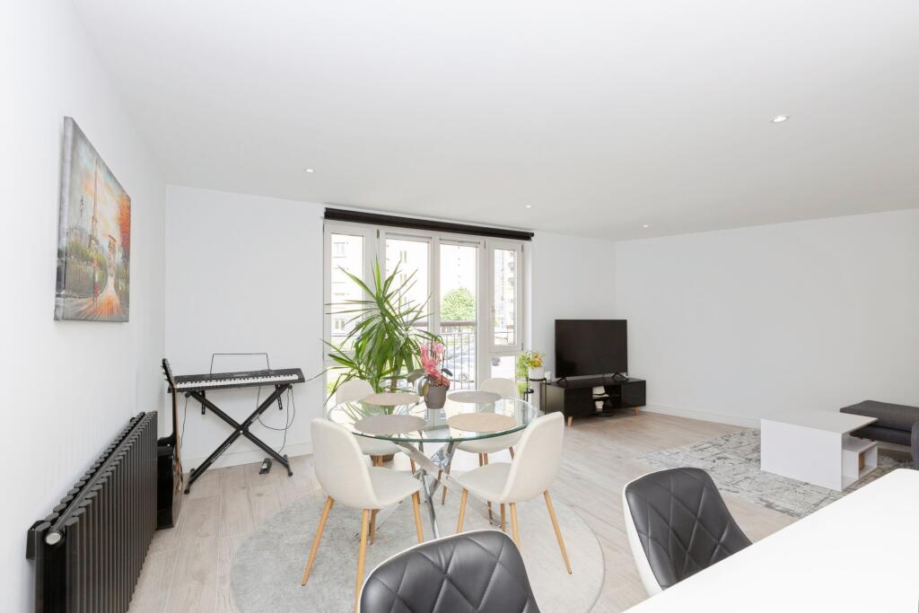 Apartment in London - View 4