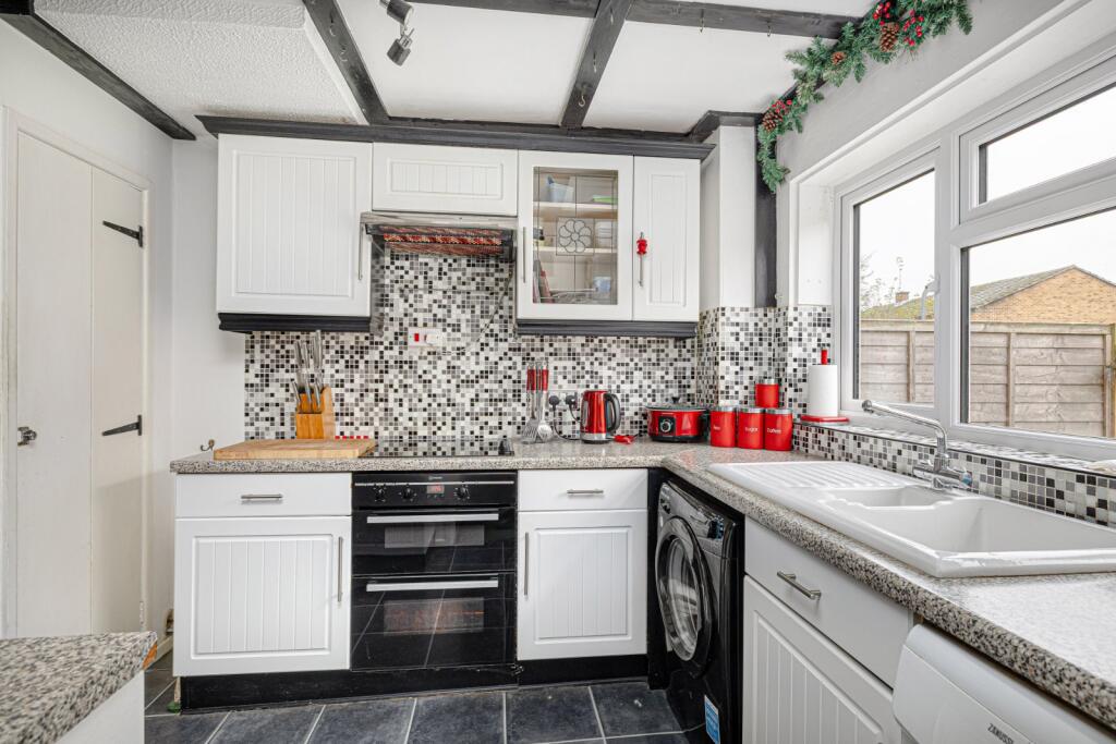 Elm Close, Elsenham, Bishop's Stortford, Essex, CM22 photo 3
