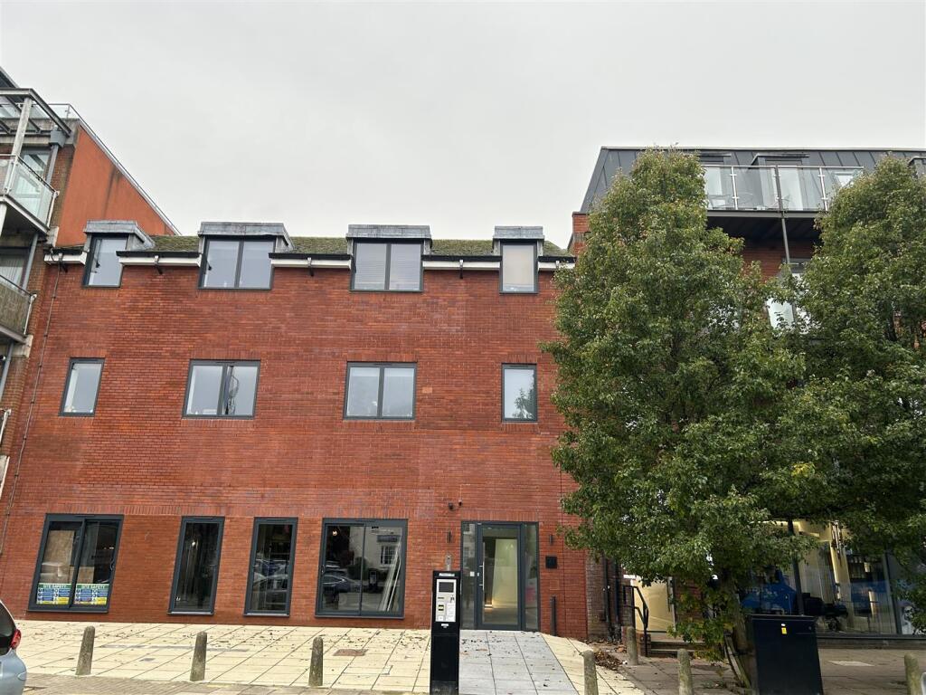 Main image of property: 11 Rainsford Road, Chelmsford