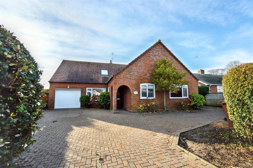 Main image of property: Meadow Drive, Mundesley, Norwich